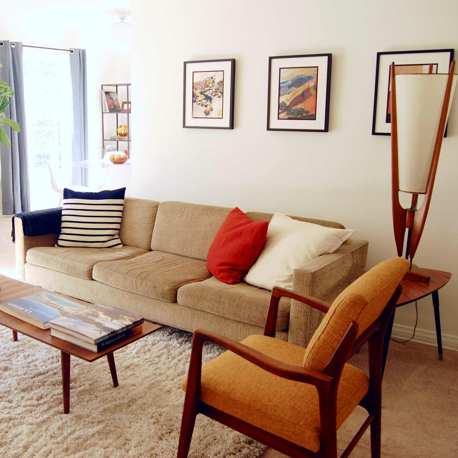 House ToursL A Mid-Century-Modern-Loving Californian's Vintage Mix